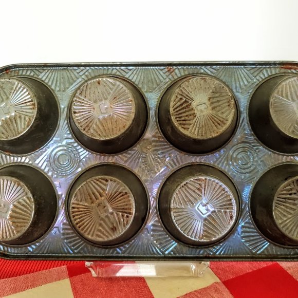 Rare Vintage BAKEREX Crown Ware 8 cup Muffin Tin - Picture 3 of 8